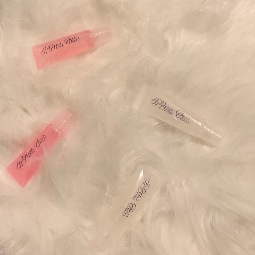 Flavored lipgloss